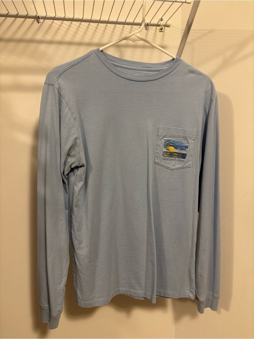 Vineyard Vines Men’s Long-Sleeve Pocket Tee - Pale Blue with Graphic